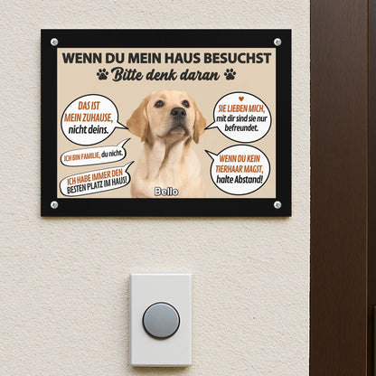 Metallschild Mockup Hauswand Petnovia